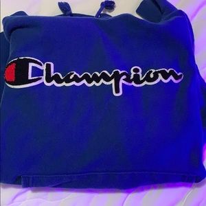 SIZE SMALL MENS BLUE CHAMPION HOODIE